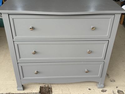 3 Drawer Small Dresser