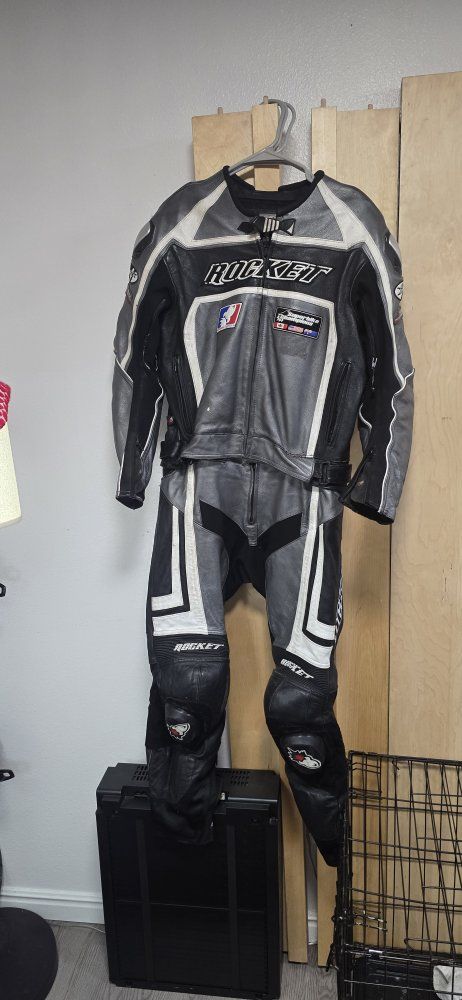 Joe Rocket 2-Piece Leather Motorcycle Racing Suit Grey Black SIZE 42