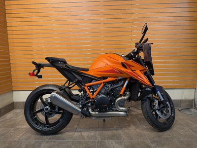 2026 KTM 1390 SUPER DUKE R EVO Orange - K18457