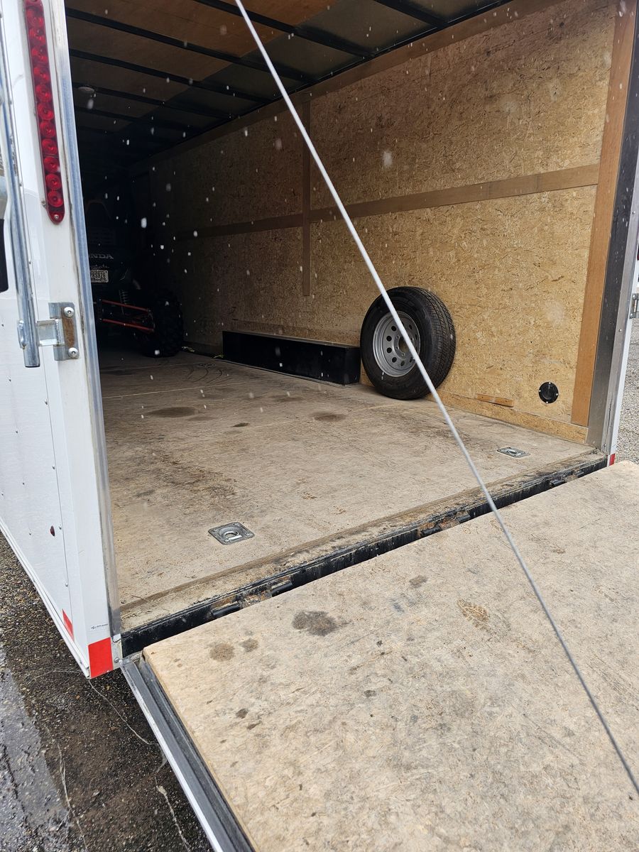 28 ft Wells Cargo enclosed trailer