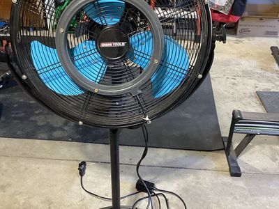 OEM TOOLS 20” Misting Fan