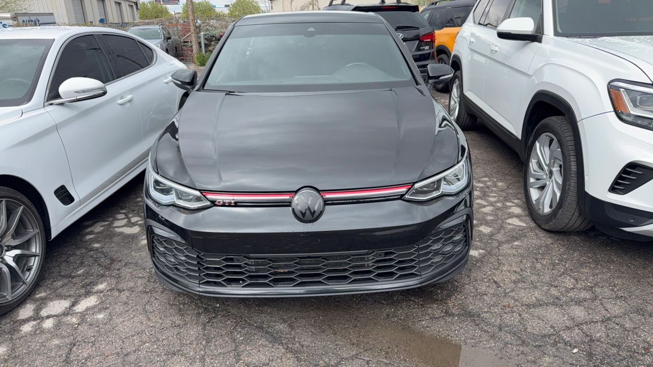 2024 Volkswagen Golf GTI 380 SE