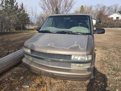 1999 Chevrolet Astro Van LT