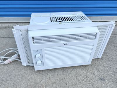 Midea 8000 BTU 8k Window Air Conditioner Unit
