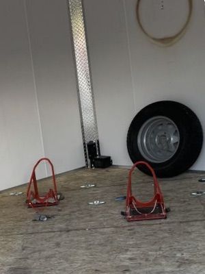 Main image 4