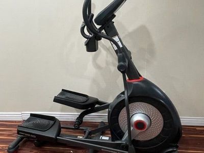 Elliptical - Schwinn 470 model