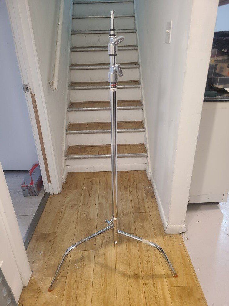 Matthews C-Stand (40” w/ Turtle Base)