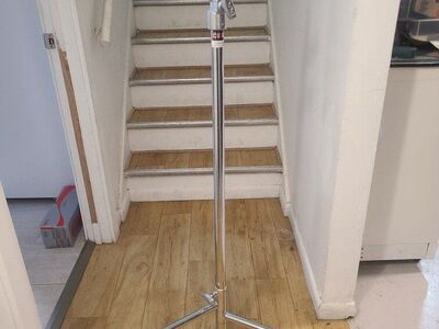 Matthews C-Stand (40” w/ Turtle Base)