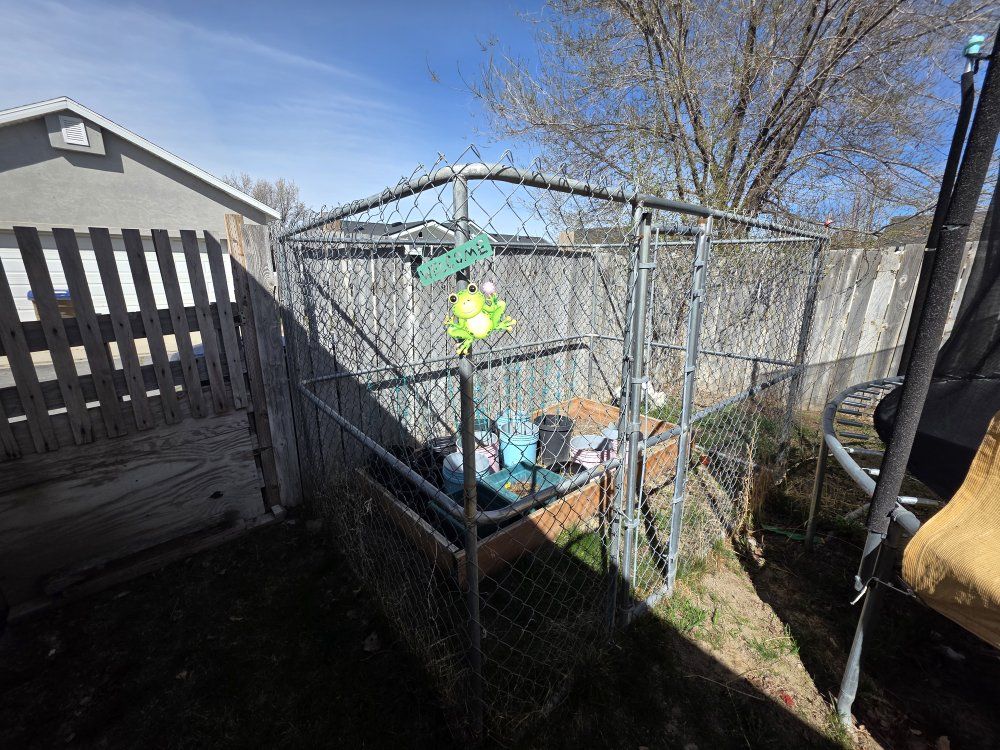 Dog Run - Rectangle Fence Enclosure 6'x9'