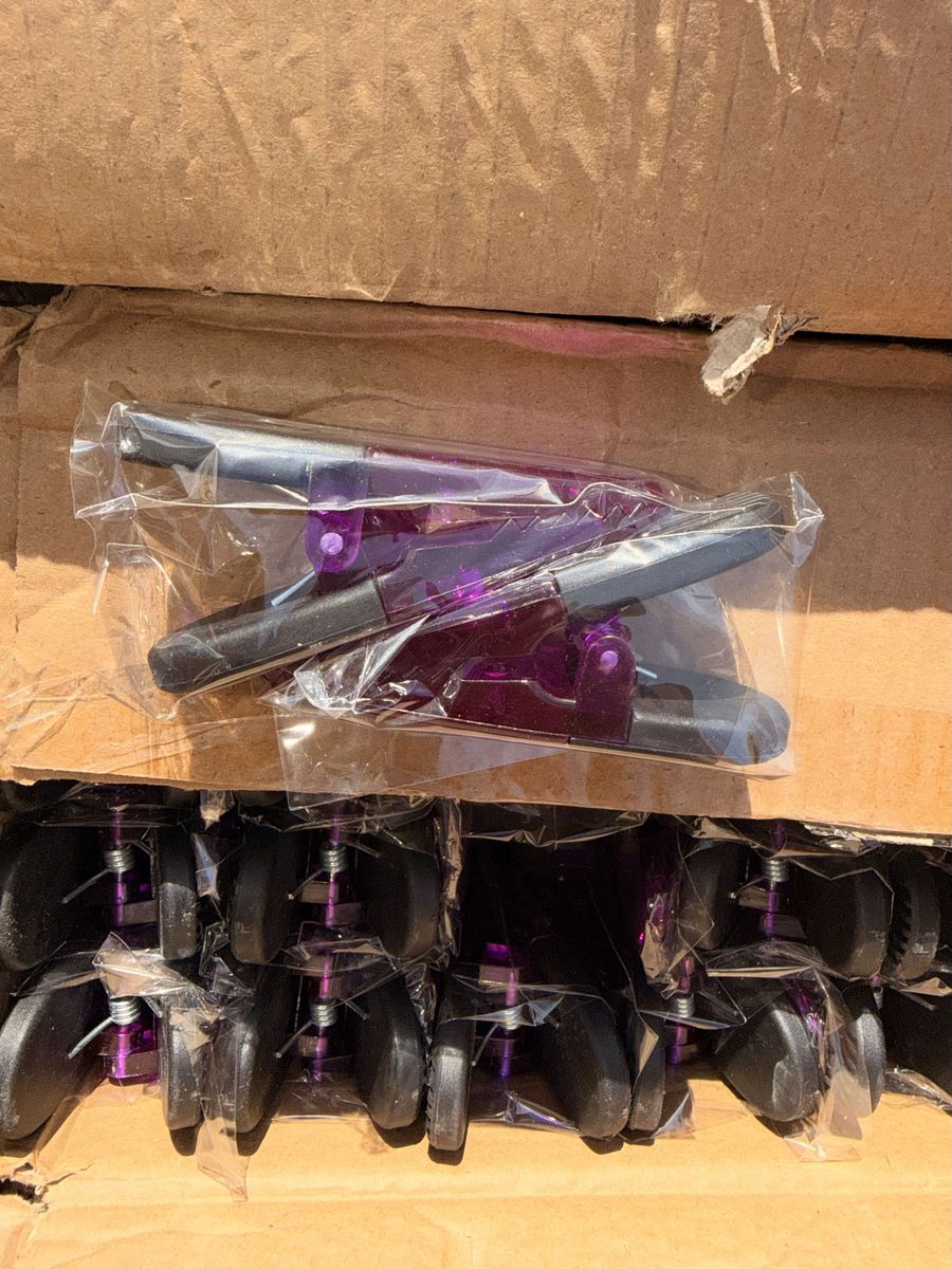 50 Pack Purple Magnetic Chip/Alligator Clips
