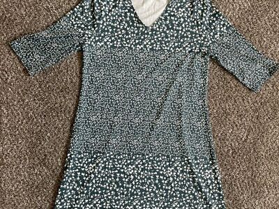 Womens Dress, Medium