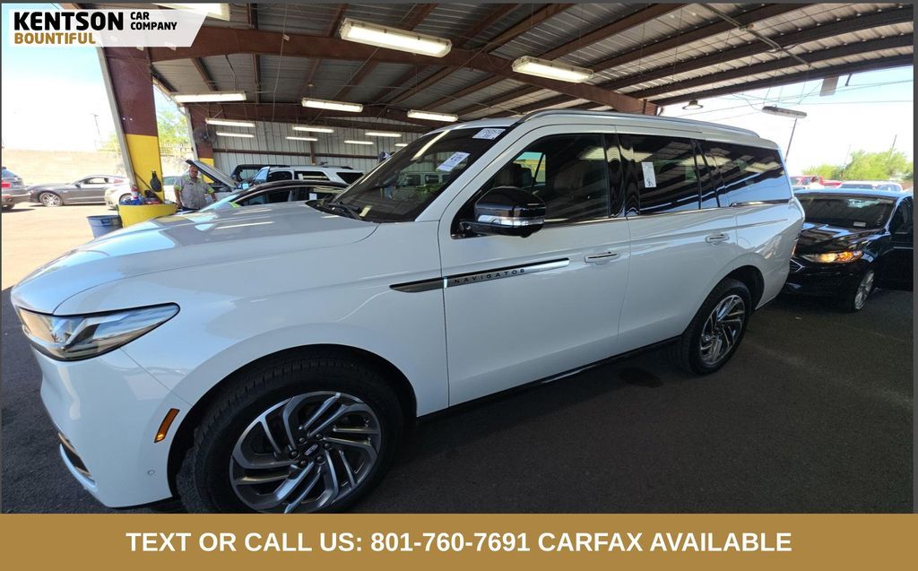 2025 Lincoln Navigator Reserve