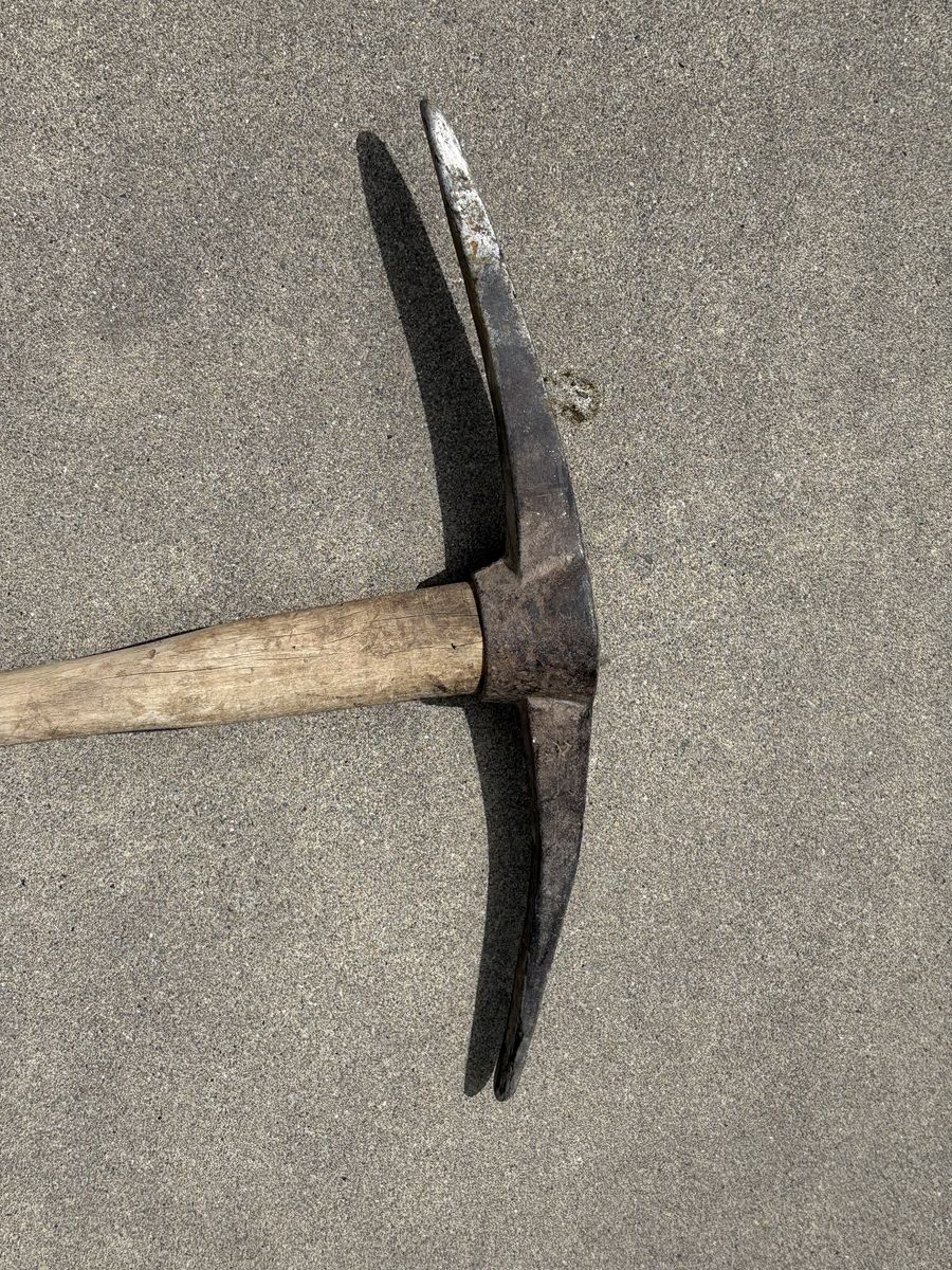 Main image 3