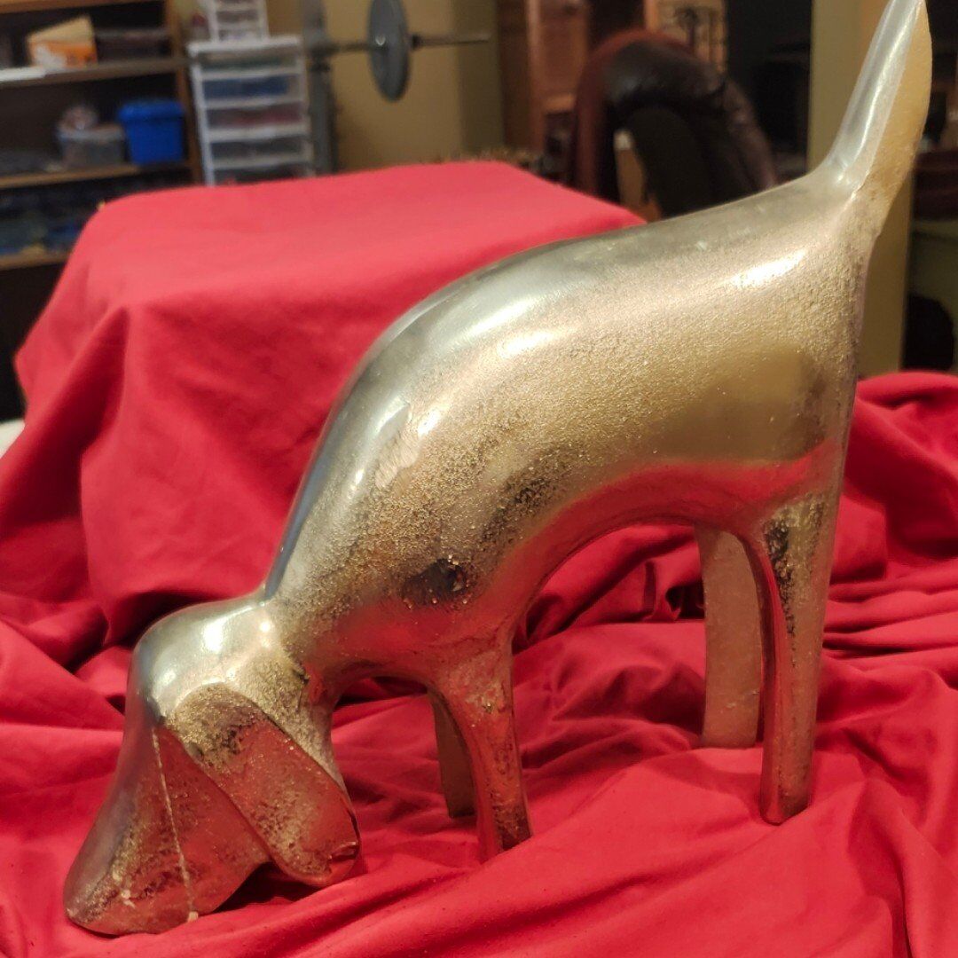 6.5 LBS aluminum dog statue from India