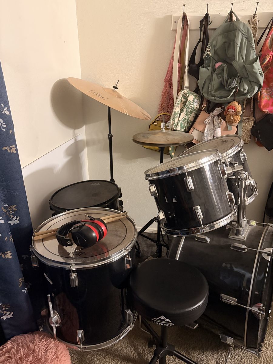 Drums 