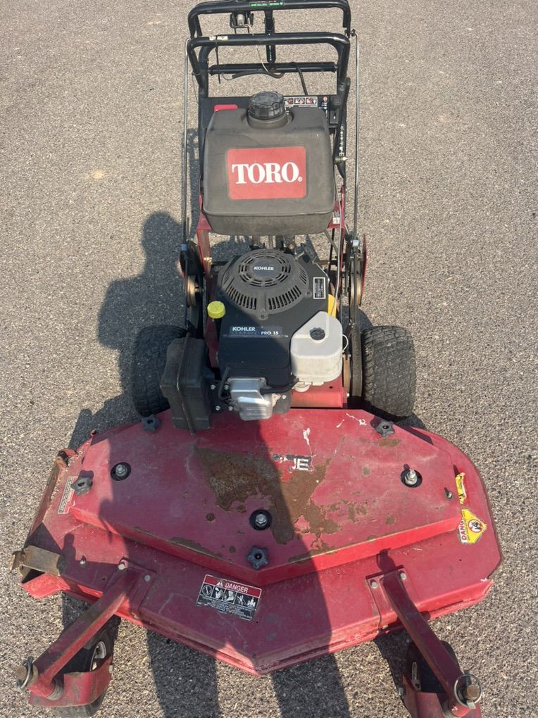 professinal Toro Mower