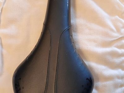 Fi'zi:k - R5 - Antares Mountain bike seat