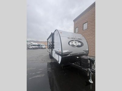 2026 Forest River RV Cherokee Wolf Pup Black Label 16FQBLW