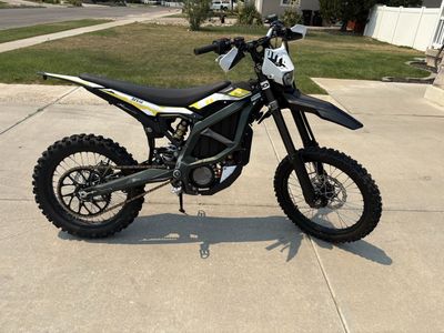 Surron ultra bee