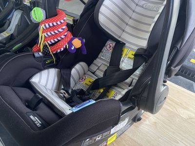 Graco Car Seat With Three Bases