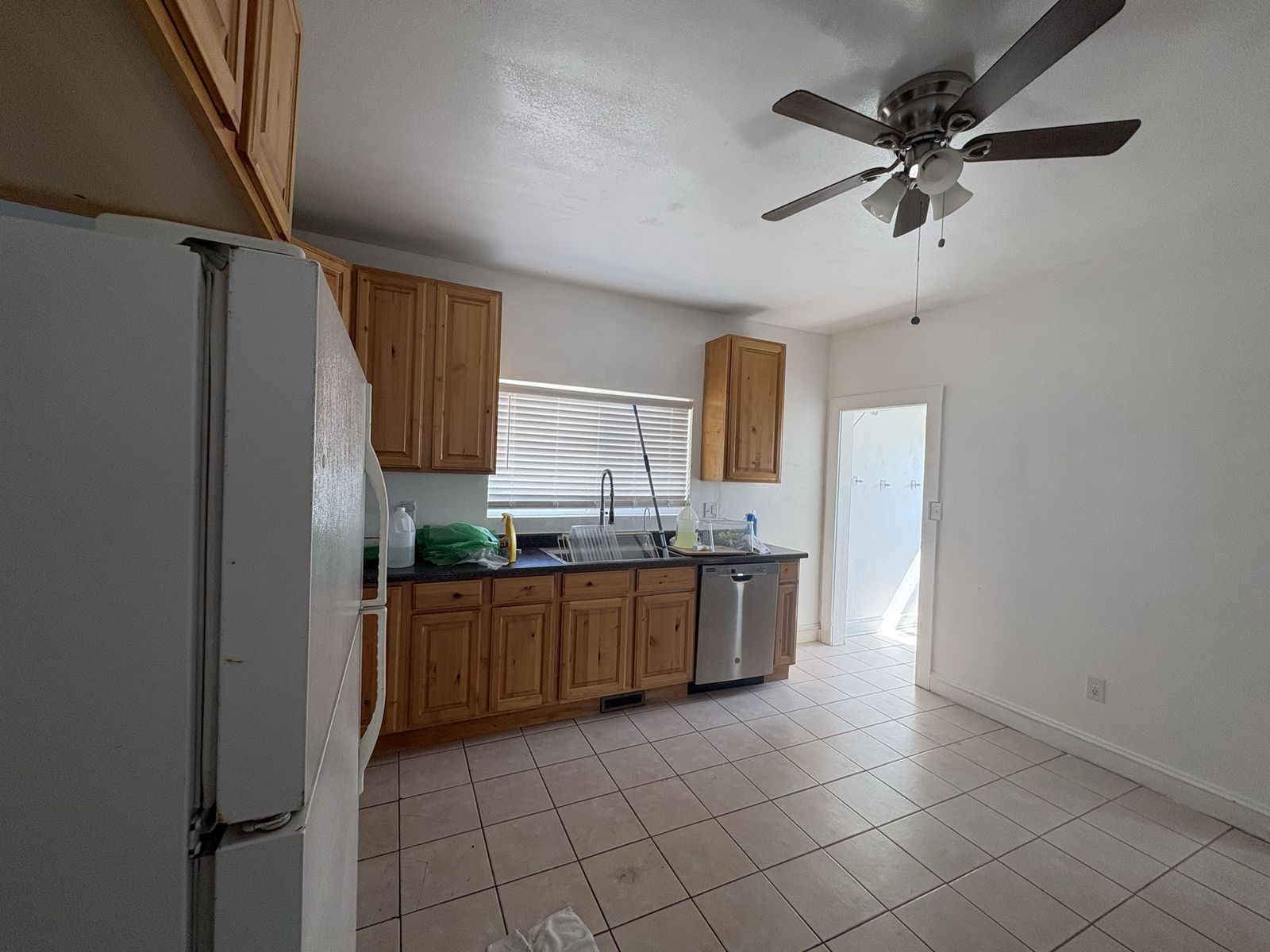 Main image 14