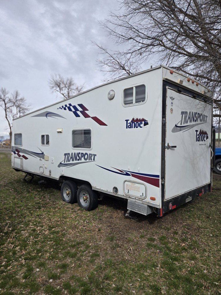 2004 travel trailer toy hauler