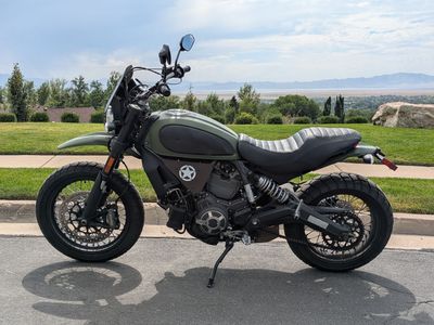 2016 Ducati Scrambler Urban Enduro