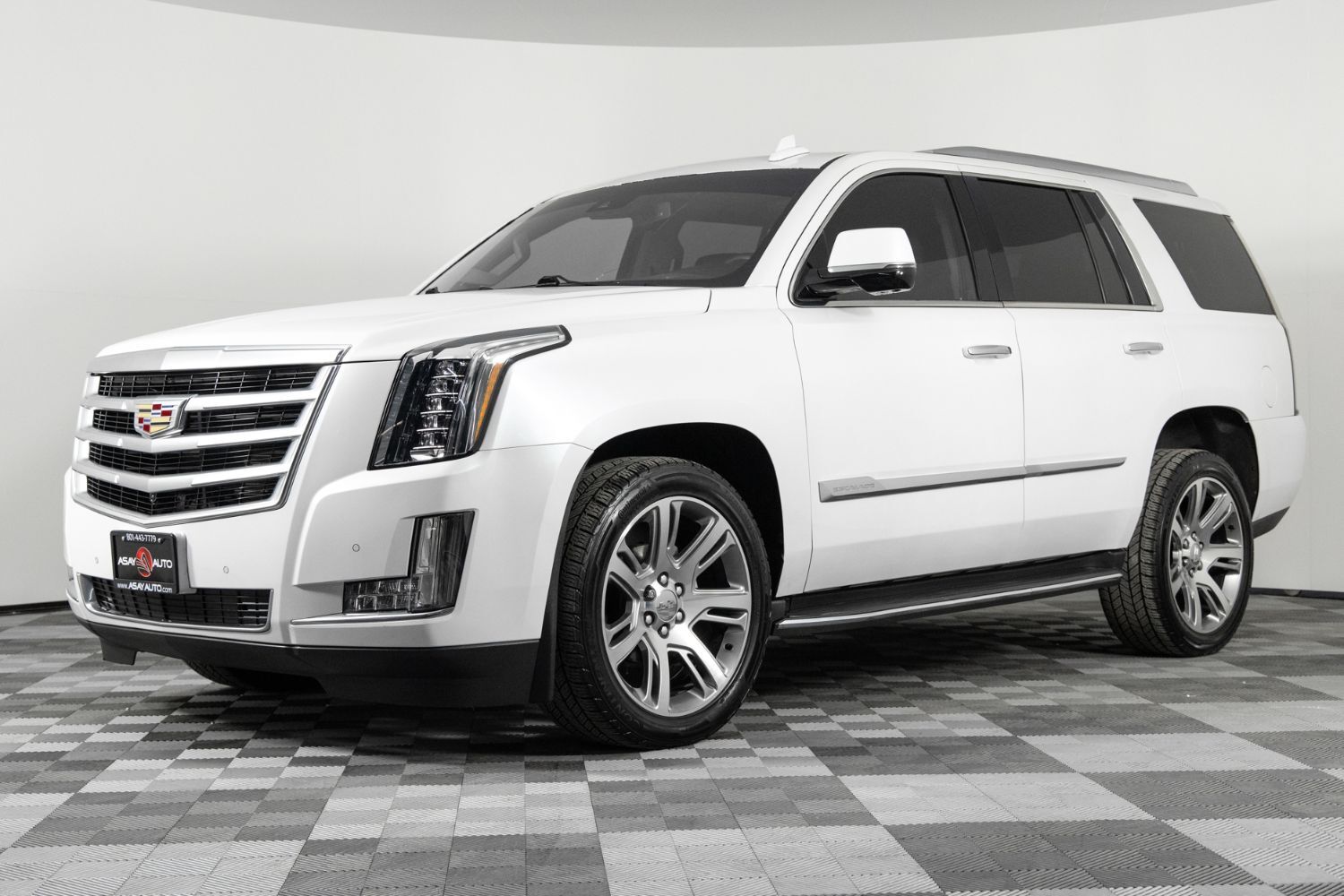2016 Cadillac Escalade Luxury Collection