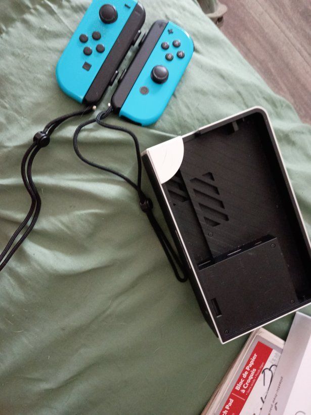 Nintendo switch oled doc with joy cons