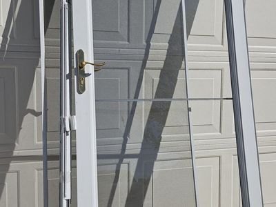 LARSON Full View 36" x 80" exterior glass storm door w/screen insert