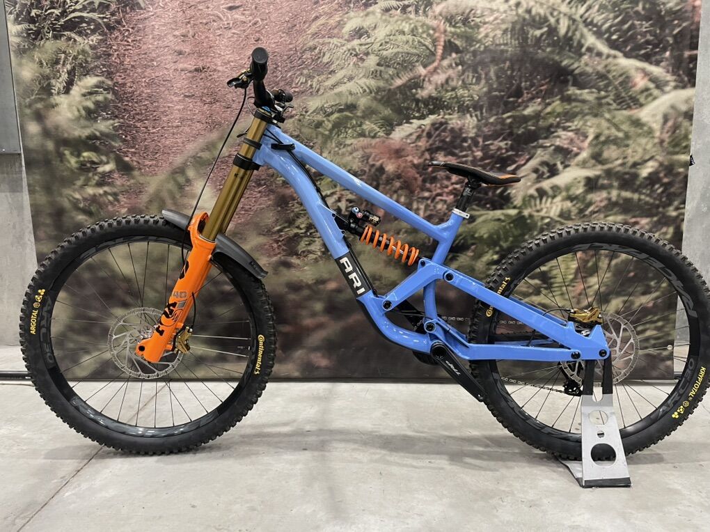 2025 Ari Superior Peak S2 Mullet