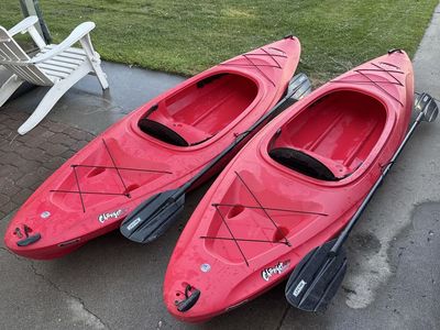 Pair of Lifetime Charger 100 Sit-Inside Kayaks with Paddles