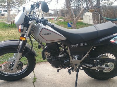 2025 Yamaha 200 cc Enduro