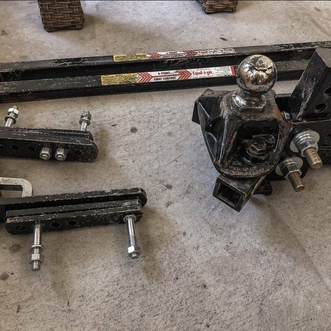 Equalizer 4 point weight distribution hitch 10K