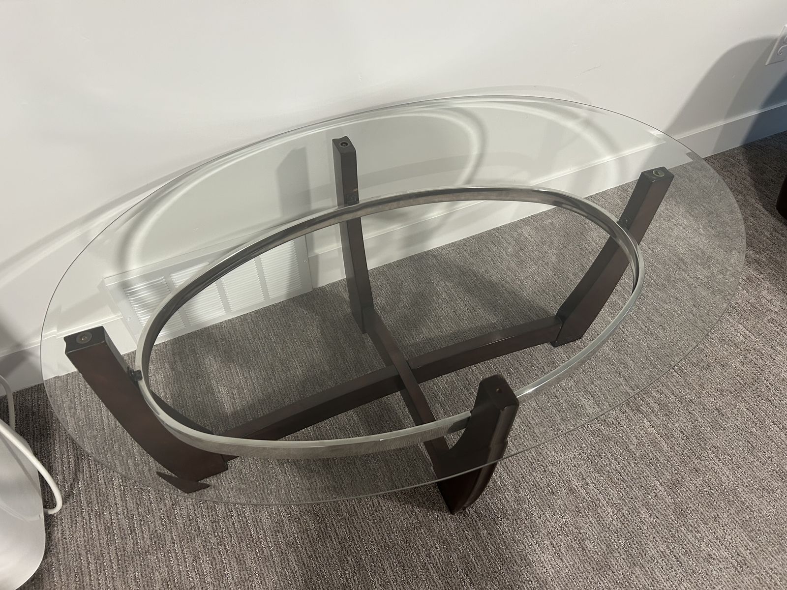 Main image 4