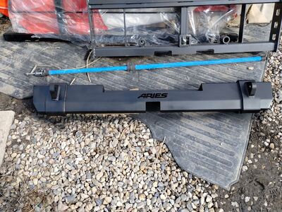 REAR ARIES BUMPER I THINK IT FOR TOYOTA