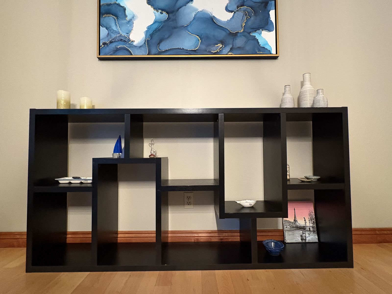 Main image 3