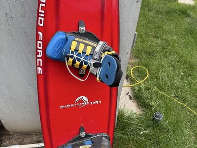 Wakeboard & Bindings