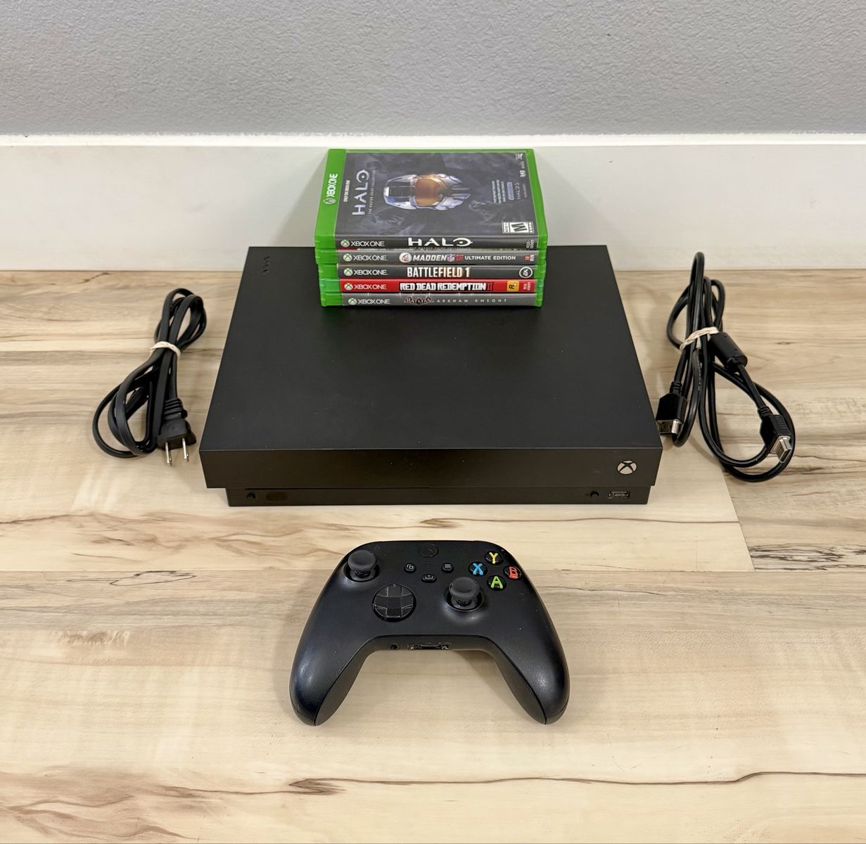 Xbox One X + Halo Bundle