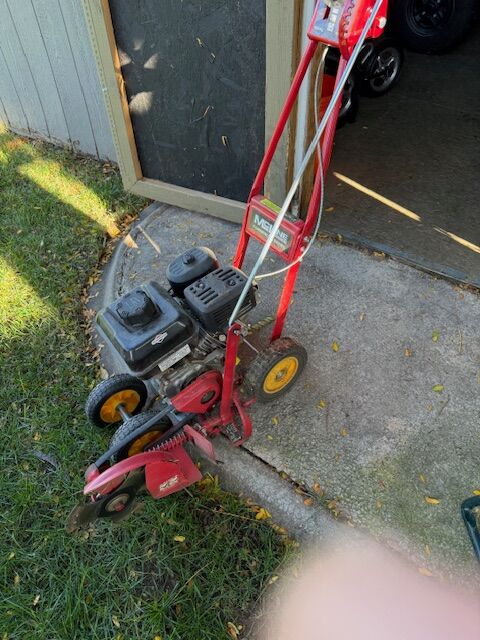 MaClane Hard Edge Trimmer