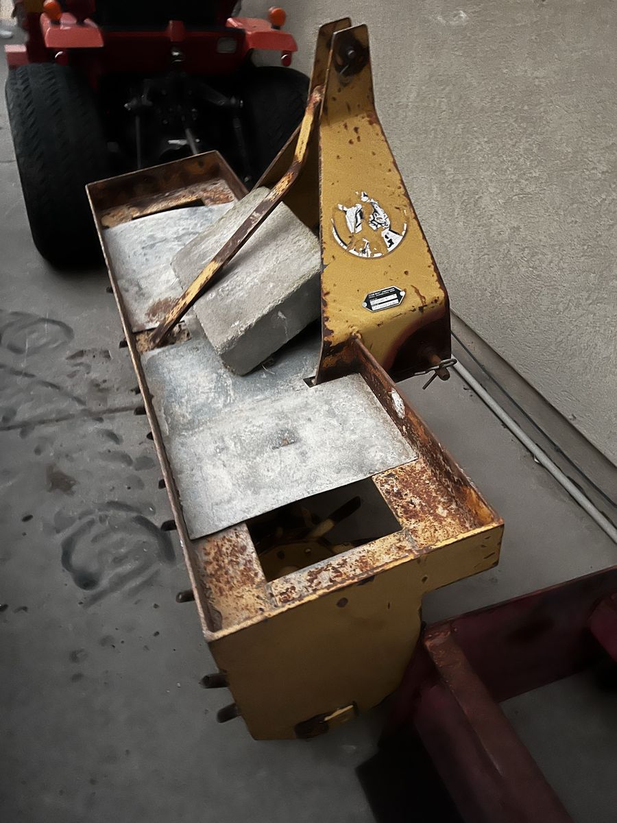 Main image 4