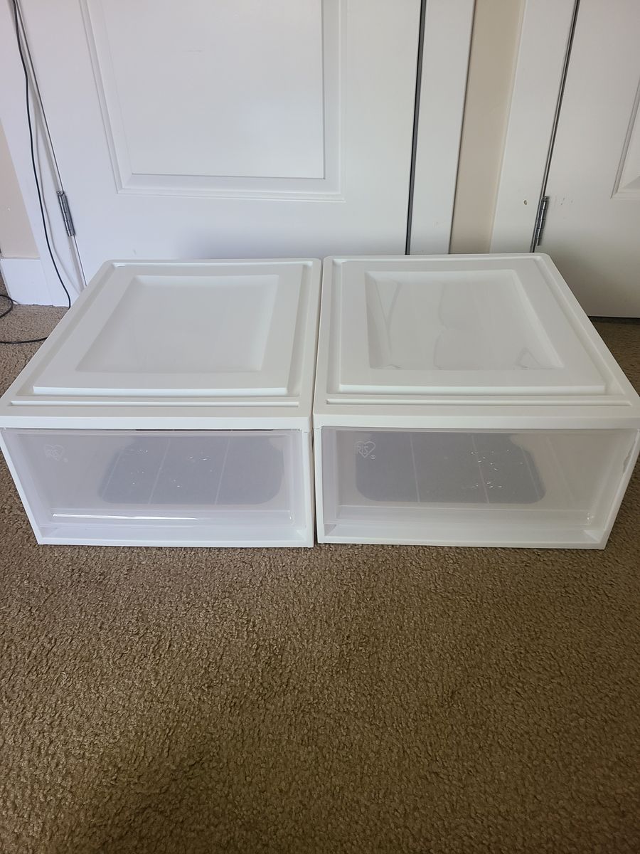 2 Under bed storage