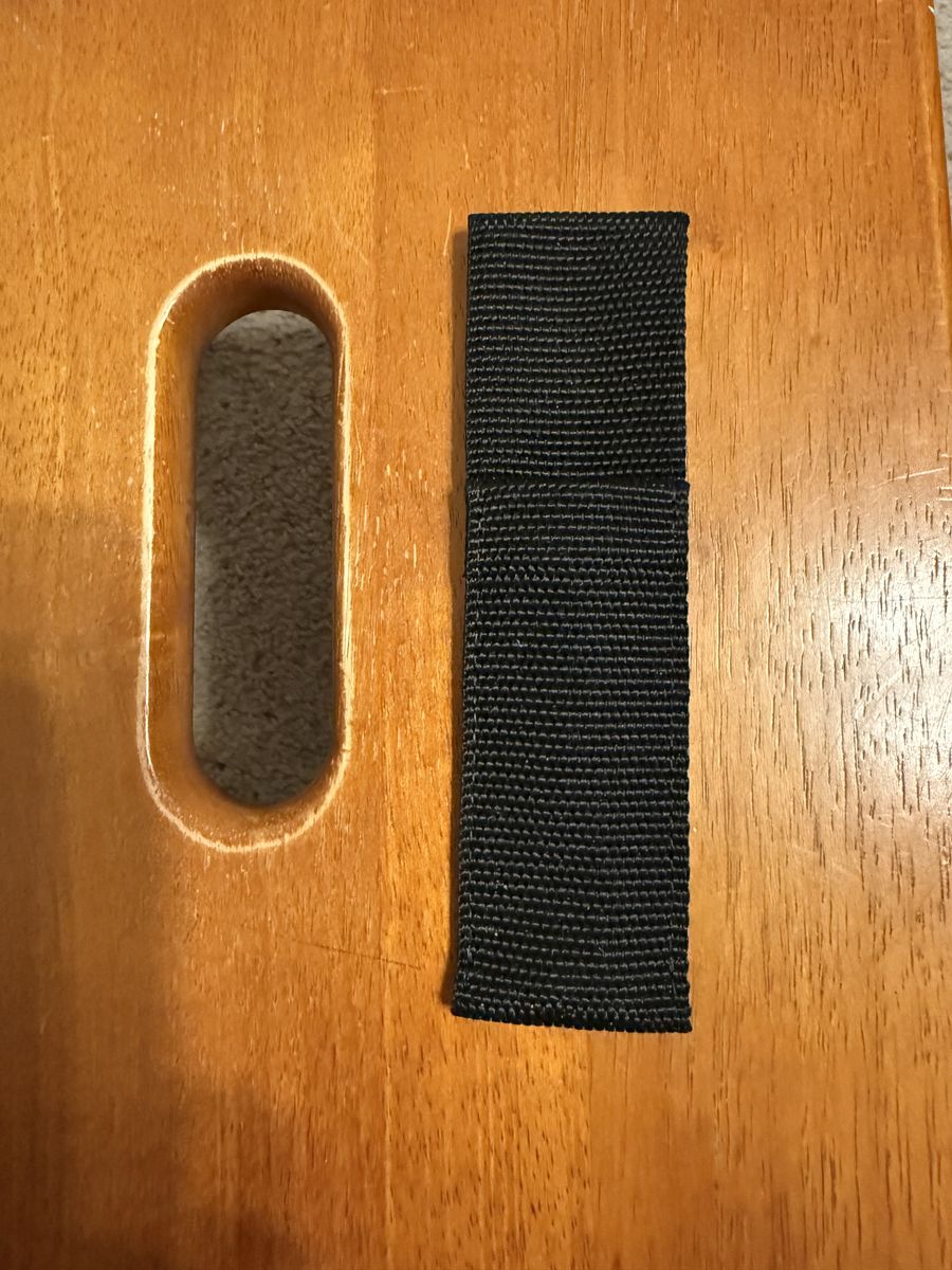 Brand New Maglite AA Flashlight Nylon Holster