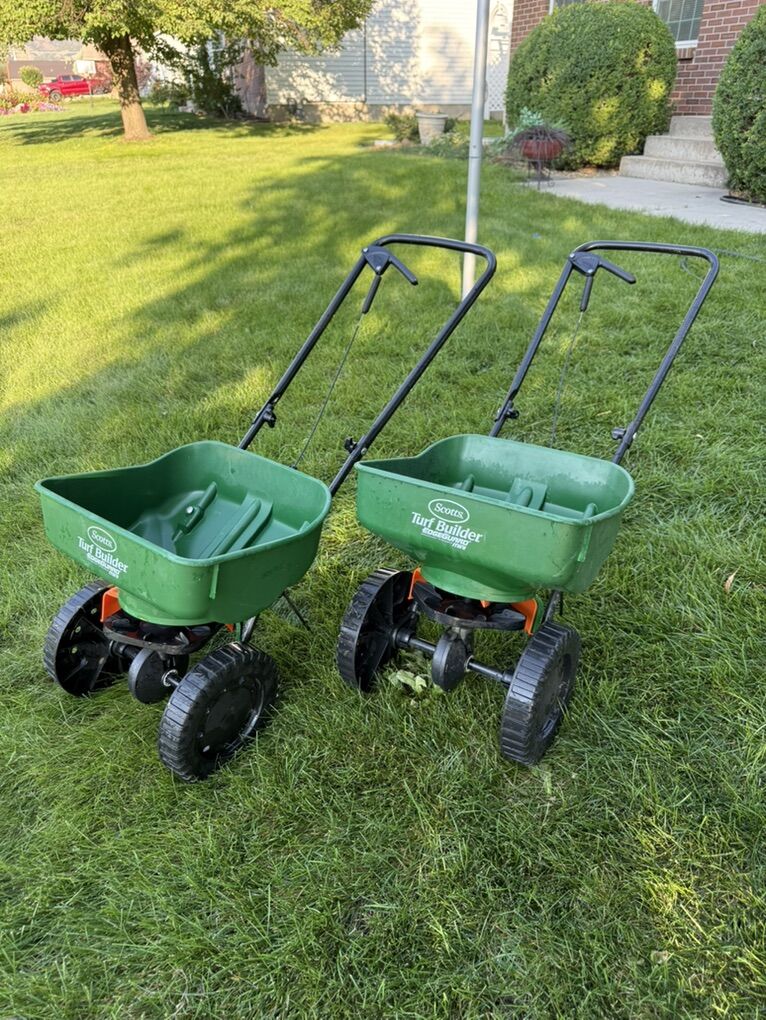 Scotts Turf Builder Edge Guard Fertilizer Spreader