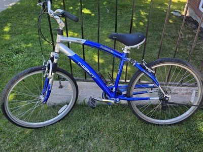 Avalon CS Aluminum Terrain FS Blue Comfort Bike with Twist Shift Gears Full Suspension for a smooth ride