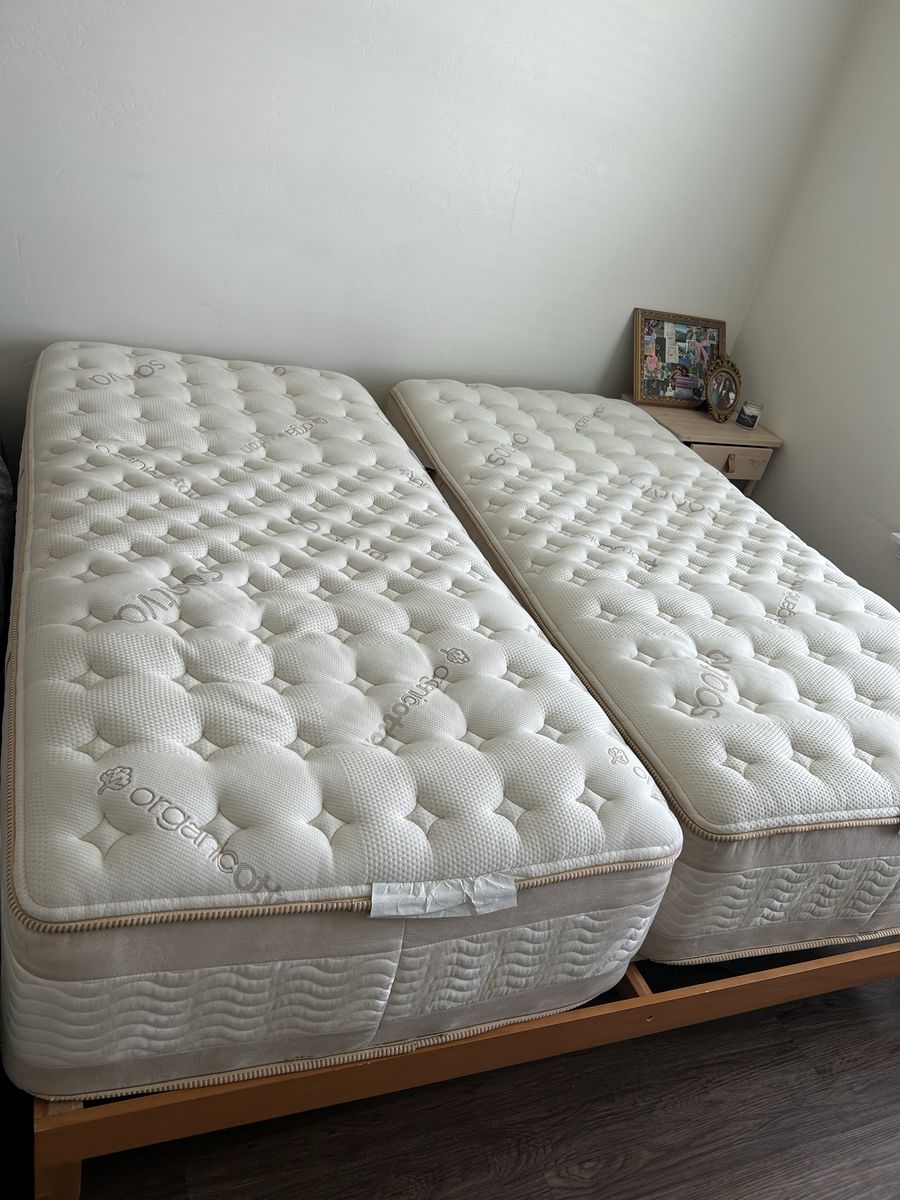 Saatva Split King - Twin XLs and Wooden Slat Bed Frame Set