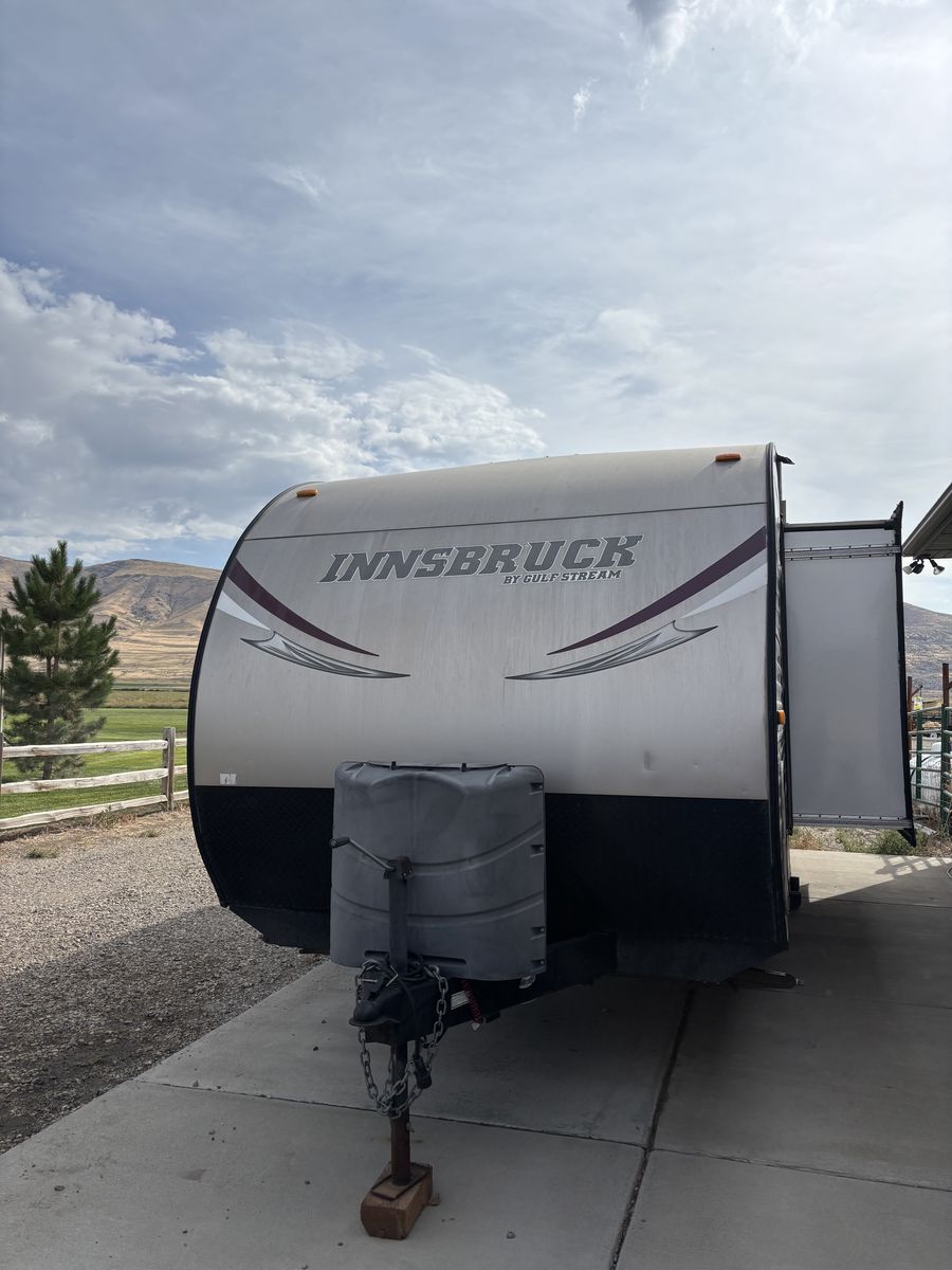 Innsbruck Gulfstream 26'- Bunkbeds