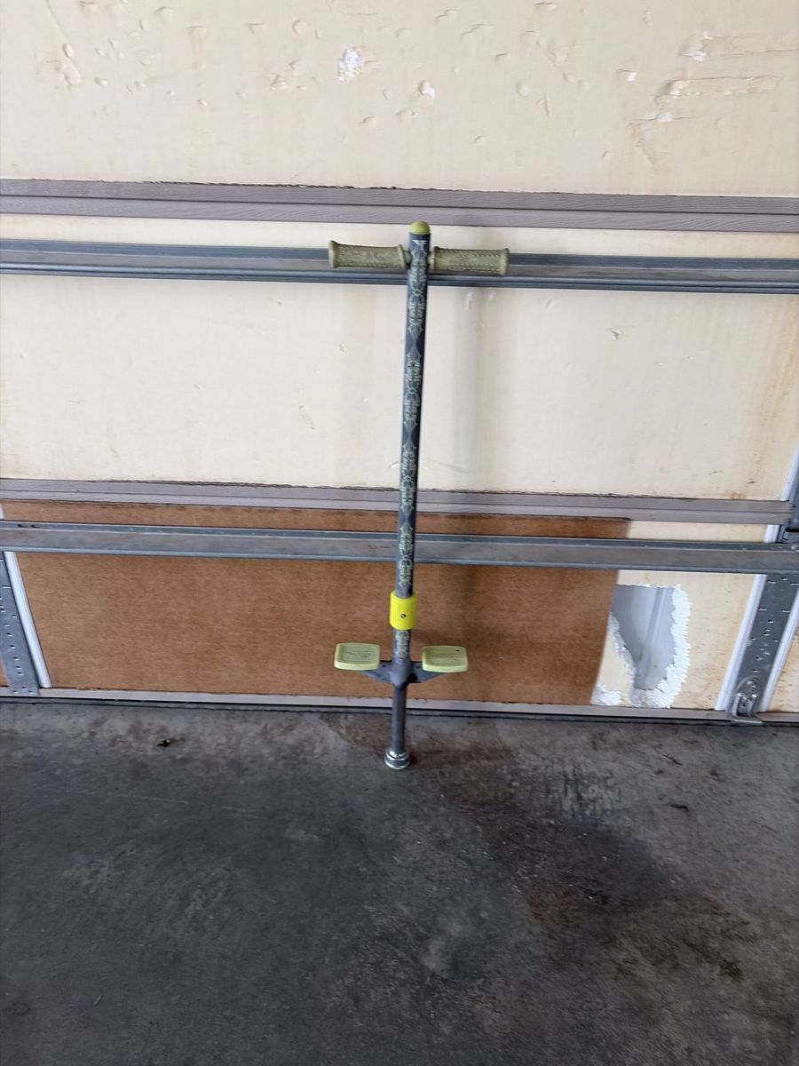 Small pogo stick