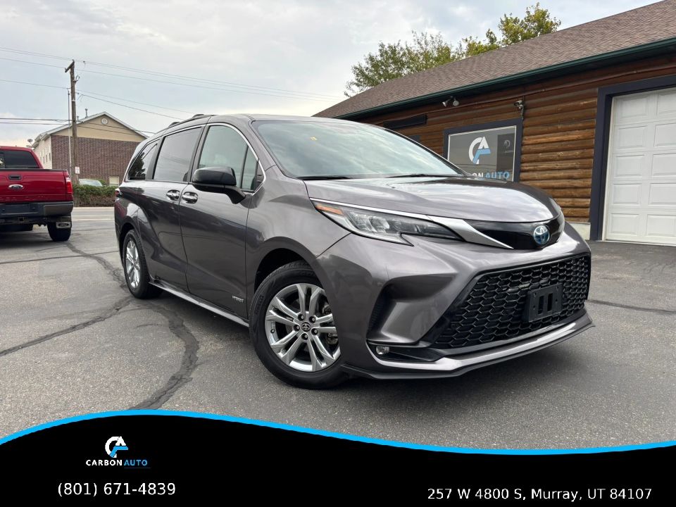 2021 Toyota Sienna XSE 7-Passenger