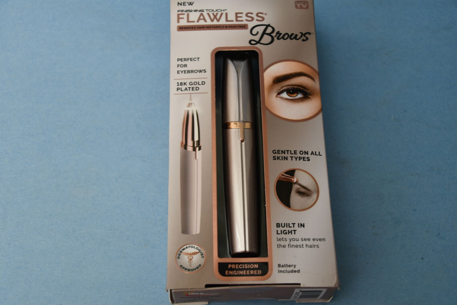 NEW "FLAWLESS BROWS" ~ FINISHING TOUCH ~ NEVER USED